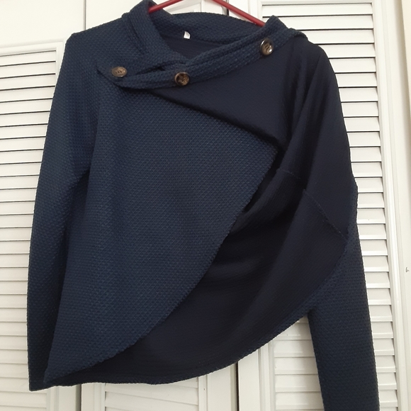 Sweater - Picture 2 of 2